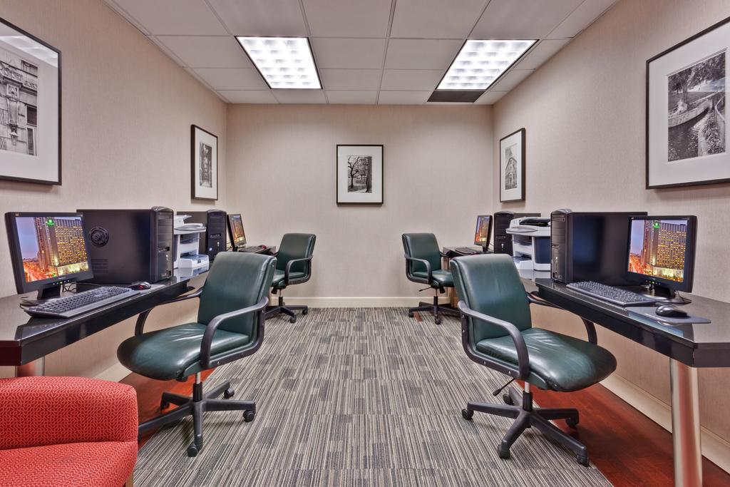 Holiday Inn Montreal Midtown المظهر الخارجي الصورة